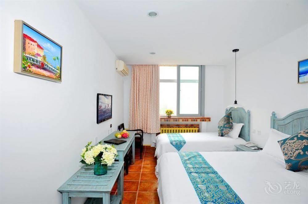 Baishiqiao Hotel 2*